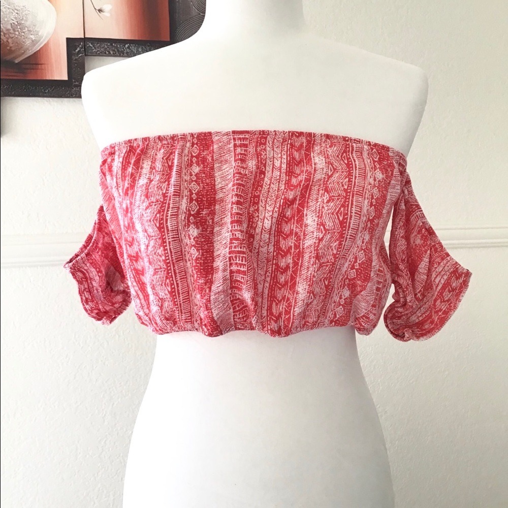 Off shoulder crop top with sleeves